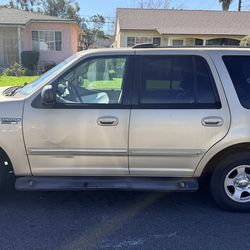 2004 Ford Expedition