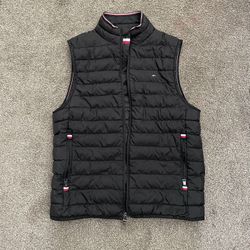 Small Black Tommy Hilfiger Puffer Vest