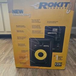 Studio Monitor ,8 G3 Powered 