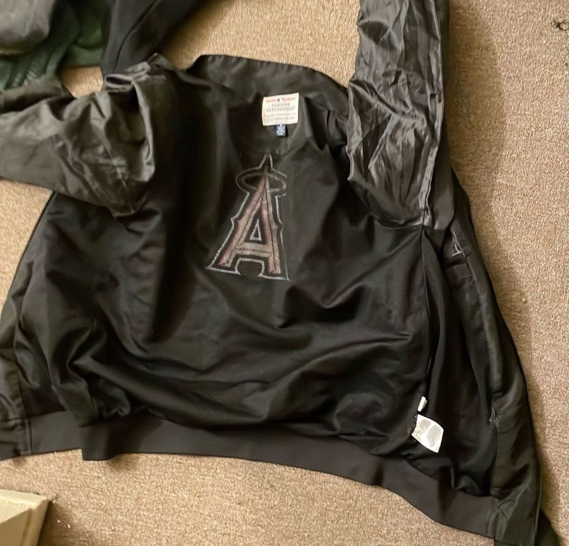 Angels Windbreaker Medium