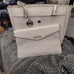 Coach Set