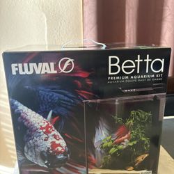 Brand New Fluval 2.6 Gallon Aquarium/Fish Tank