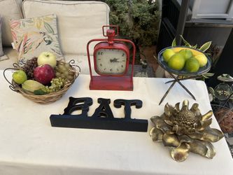 Decorative Items Kitchen 