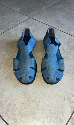 Easy Street Women’s Blue Sandals / Shoes, Size 8.5W