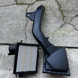 Bmw F30 335i OEM Air Intake With Filter