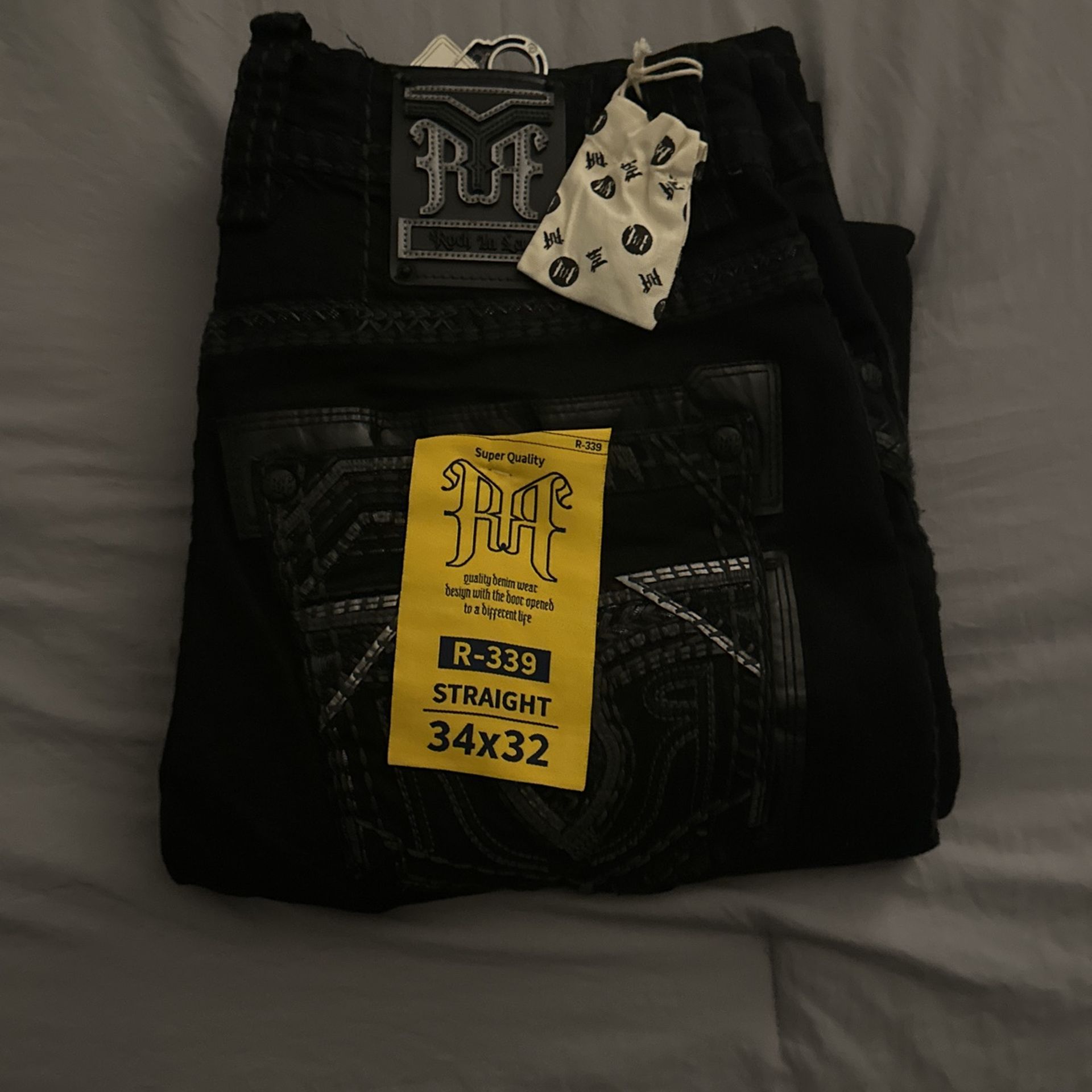 Rock in LA (black)