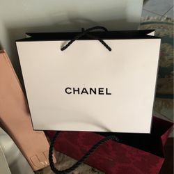 Chanel Shop Bag Med New