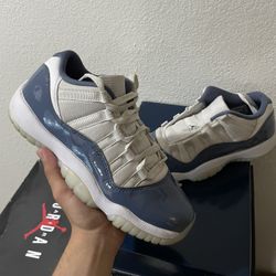 Jordan 11 Low Diffused Blue 6.5y