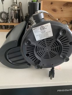Bella juicer