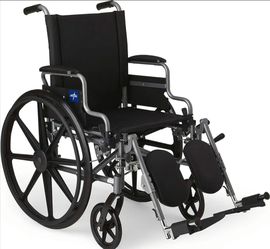 Medline Guardian K4 Wheelchair, 18" Seat, Swing-Back Removable Desk-Length Arms, Elevating Leg Rests, Foldable Manual Wheelchair, 300 lb Capacity