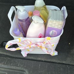 Bath Baby Basket