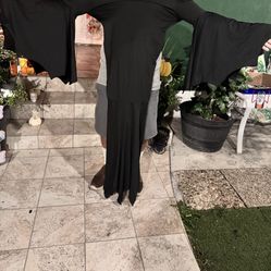 morticia adams vestido