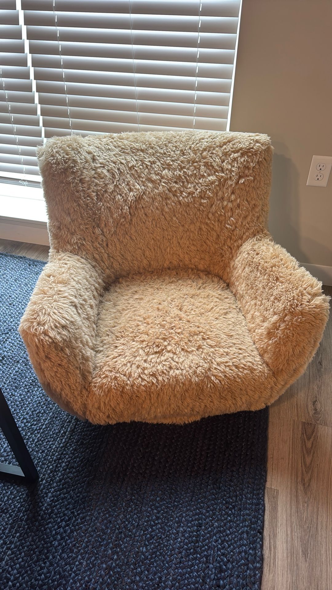 Pottery Barn Cloud Fur Latte Lennon Low Swivel Lounge Chair