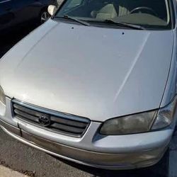 2000 Toyota Camry