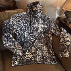 Black-Scale Hooded Pullover Jacket (Light Weight)