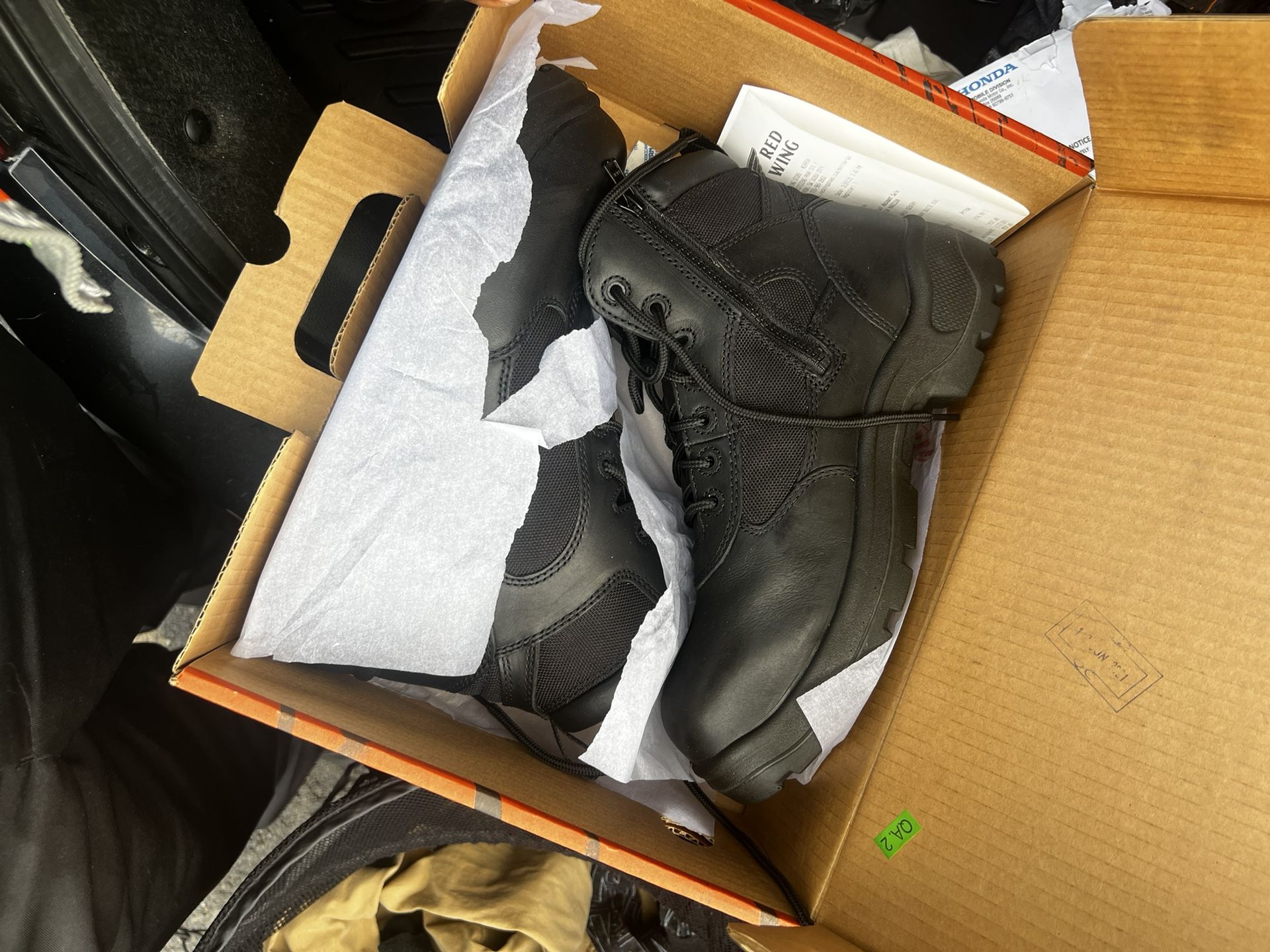 red wing steel toe boots size 10.5