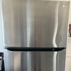 LG Fridge 