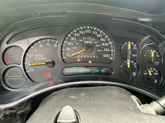 03-06 Silverado Cluster
