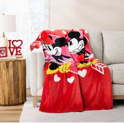 Valentine’s Plush Super Soft Blankets
