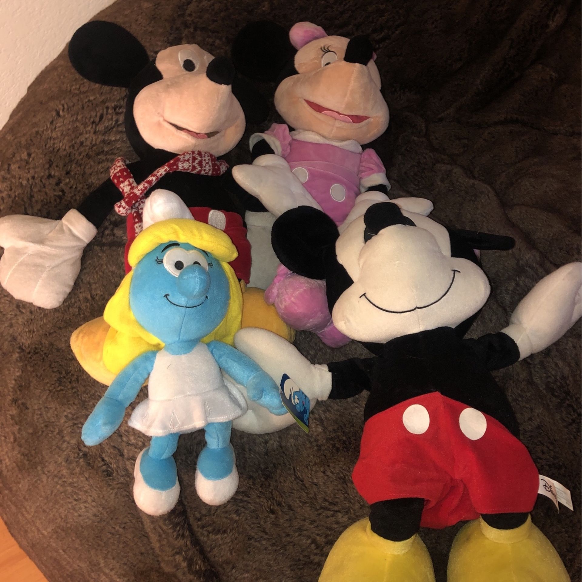 Stuffed Disney And Smurfs Plush Mickey / Minnie Mouse