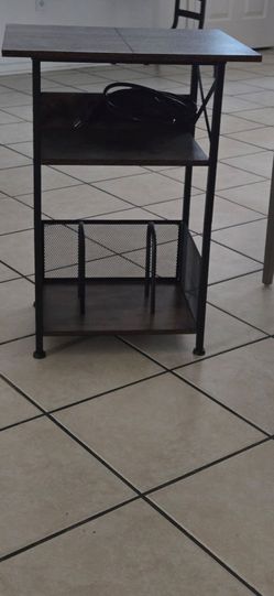 Record player, stand.