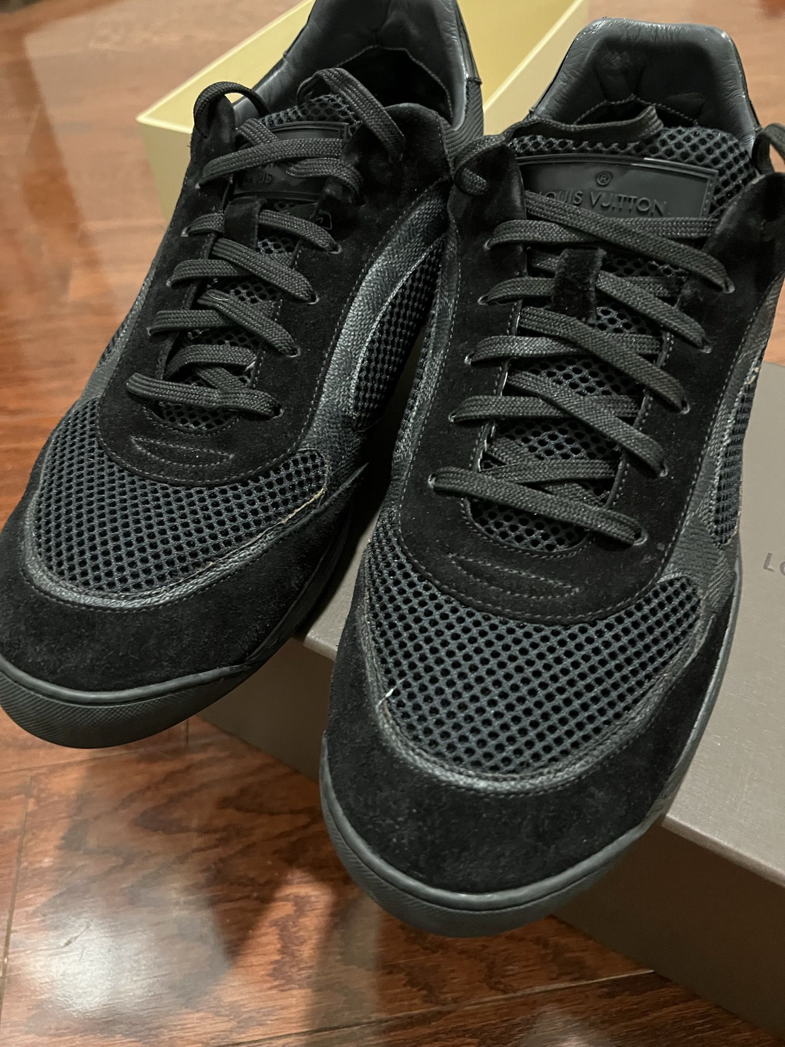 Louis Vuitton Men’s Sneakers  Black Damier Trim Sz 11  