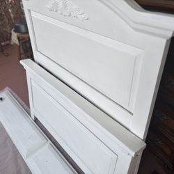 Twin Bed – Great Condition Must Go!