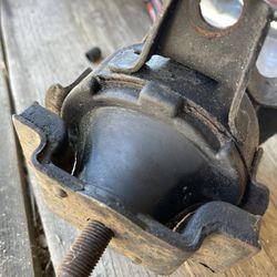 Honda Civic Motor Mount