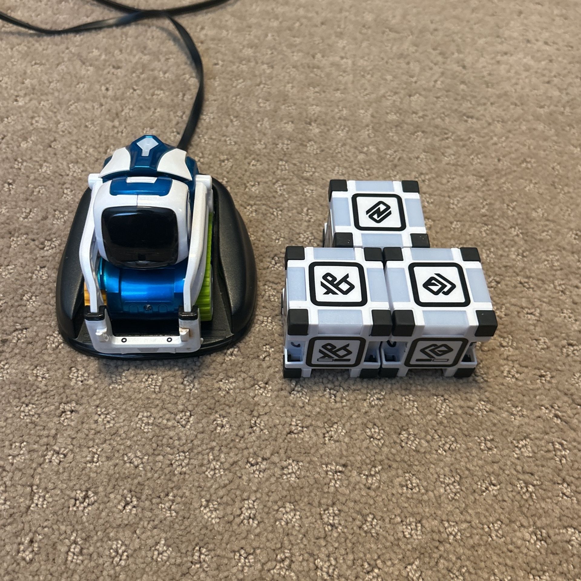 Blue Cozmo