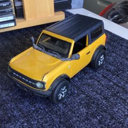 Collectible 1/24 Scale Ford Bronco
