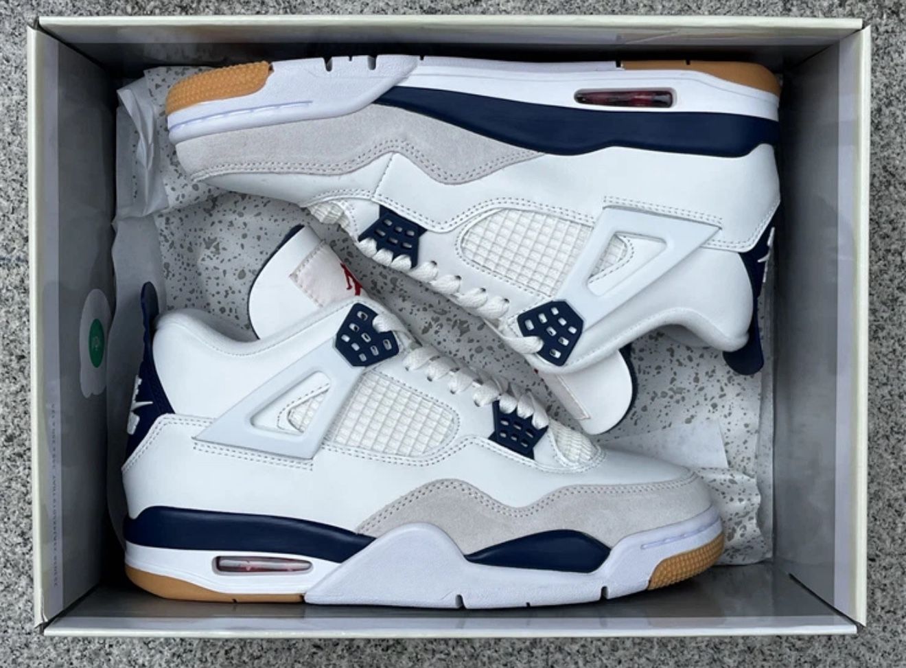 Nike SB x Air Jordan 4 "Navy" Size 9.5 Brand New