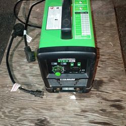 Titanium stick 225 welder
