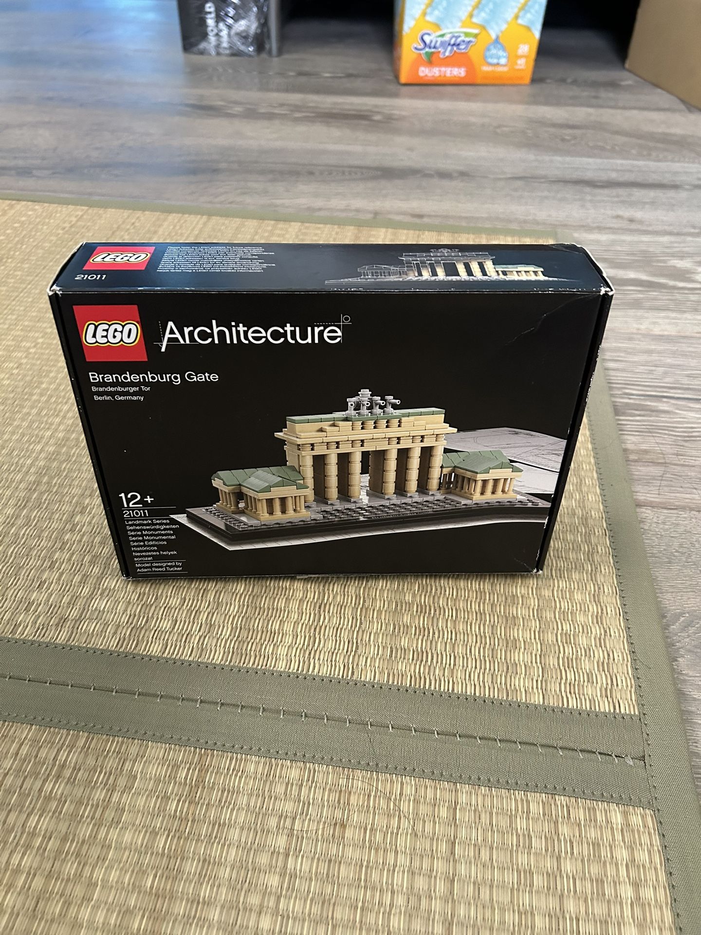 Lego Brandenburg Gate 21011