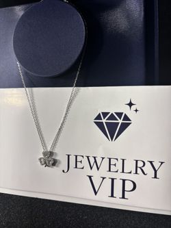 18” White Gold Clover Chain