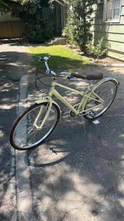 Schwinn Beach Cruiser