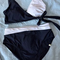 SummerSalt Black and White Bikini Set, Size 10