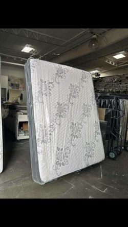 New Queen Mattress 