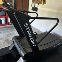 Tru Grit Assault runner