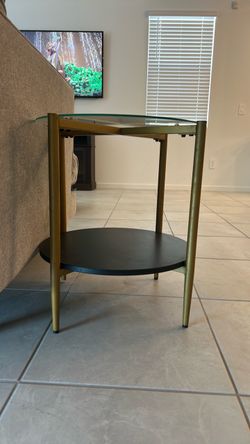 Coffee table with two end tables
