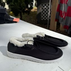 Black And White Slip On Shoes Size 42
