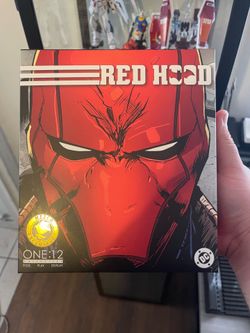 Mezco 1/12 Red Hood