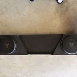 JL Audio 12” speakers and Amp