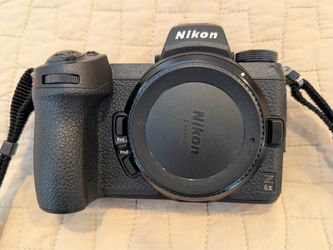 Nikon Z6ii  (Shutter Count: 550)