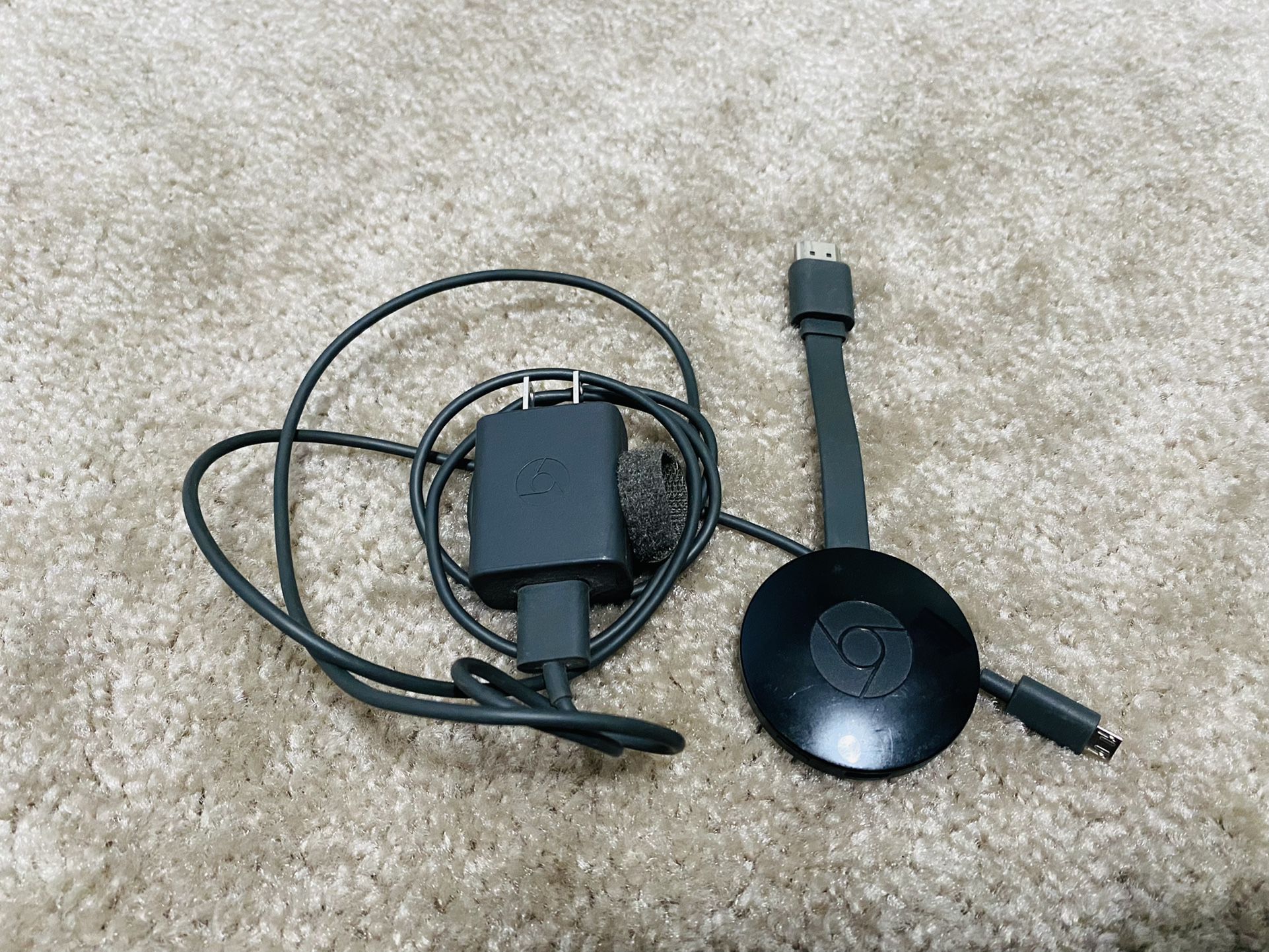 Google Chromecast With Charger 