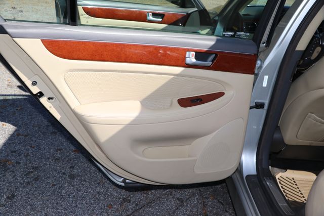 2013 Hyundai Genesis