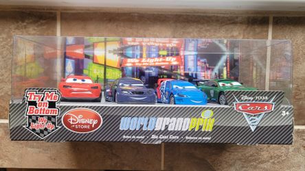 Disney Pixar Cars 2 McQueen, Raoul, Max, and Nigel Light Up Diecast Cars Set