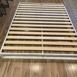 Zinus 7” Queen Platform Bed Frame