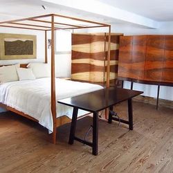 Ian Ingersoll Pencil Post Bedframe (Queen)