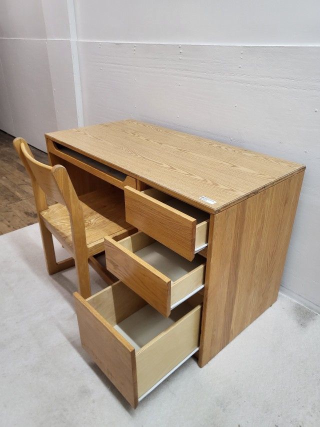 OFFICE/STUDENT DESK WITH 3 DRAWERS (HOME10)