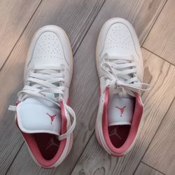 Nike Air Jordan 1 Pink Women's Sneakers 